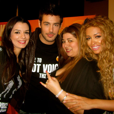 Σε ενα hot voice του Mad στο Κεφαλαρι με την Νικολεττα Ραλλη, τον Κωστα Μαρτακη και την Ελενη Φουρειρα