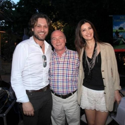 «Δυό μαύρα πουκάμισα»