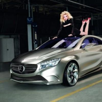 Η Jessica Stam στη διαφήμιση της Mercedes-Benz A-Class