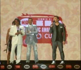 ΟΤΑΝ Ο ΗΛΙΑΣ ΨΙΝΑΚΗΣ ΚΑΙ Ο ΘΕΜΗΣ ΓΕΩΡΓΑΝΤΑΣ ΔΩΣΑΝΕ ΤΟ ΒΡΑΒΕΙΟ ΣΤΟΝ ΑΝΤΩΝΗ ΡΕΜΟ !!!