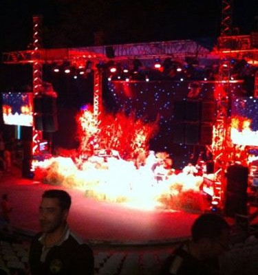 Η αποθέωση, η συγκίνηση και η είδηση της τελευταίας στιγμής από τον Λάκη Λαζόπουλο. 'Όλο το παρασκήνιο