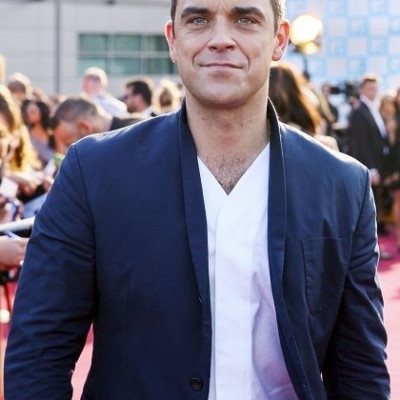 Ποιος celebrity πιστεύει ότι ο Θεός είναι γυναίκα;