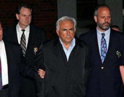 Οι διάλογοι του Στρος Καν με τους αστυνομικούς μετά την σύλληψή του