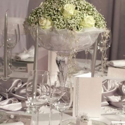 Τι εκατό, τι τριακόσιοι, τι πεντακόσιοι