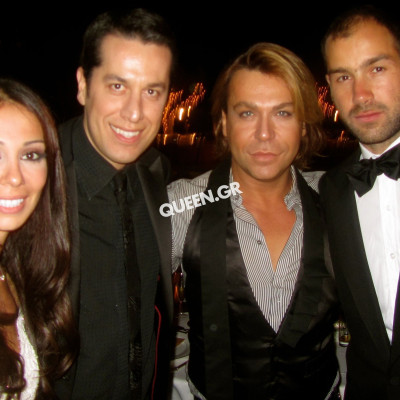 Το ζευγος Σπανουλη με τον dancing star Τρυφωνα και τον Χαρη