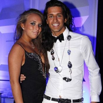 H Chloe Green βγάζει σειρά παπουτσιών