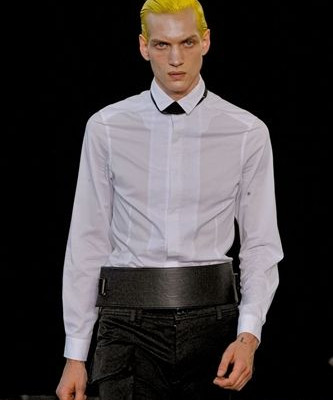 Eμφανίσεις από την πασαρέλα που ελπίζουμε να μη δούμε στο δρόμο