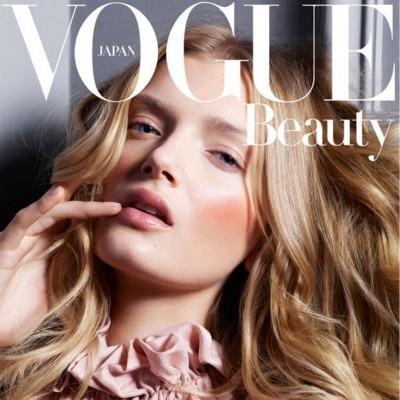 H Lily Donaldson στη Vogue Japan