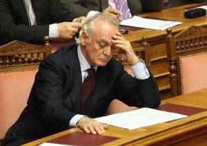 Ο Άκης από τον αφρό στο βυθό με τα υποβρύχια!