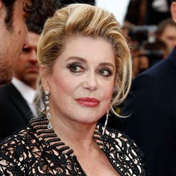 H Catherine Deneuve μιλάει για τη μόδα