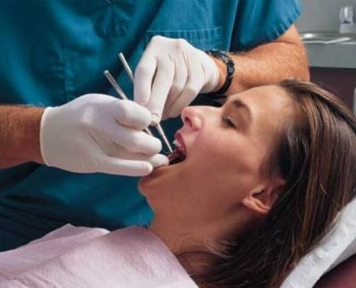 Μειώνει τη γονιμότητα η περιοδοντική νόσος