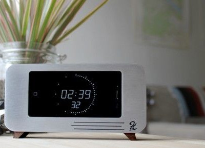 iPhone Clock Dock