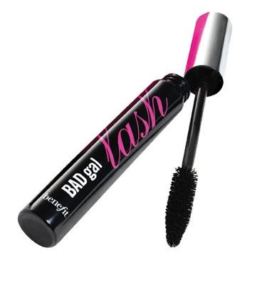 Κακό βλέμμα για καλά κορίτσια