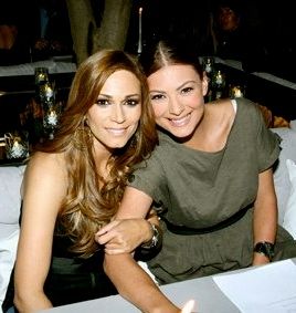 Με την Έλλη και την Δέσποινα ..