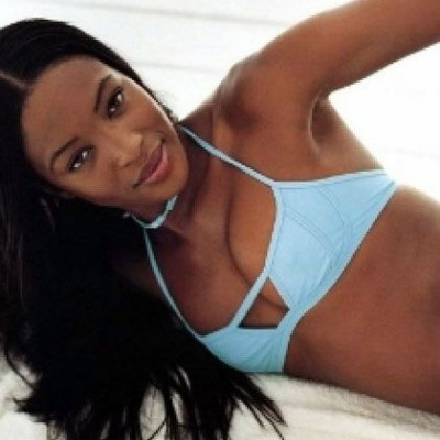 Ναόμι Κάμπελ: Έτρωγε σαρδέλες και κολοκυθοκεφτέδες στο Ηράκλειο Κρήτης!