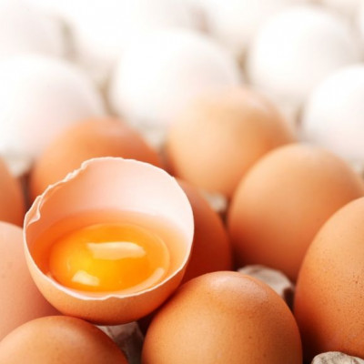 Η σωστή τεχνική για να ξεχωρίσετε τα ασπράδια από τους κρόκους