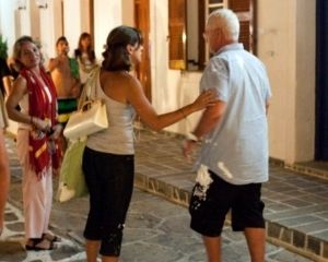 Η επίθεση με γιαούρτια στον Πρετεντέρη