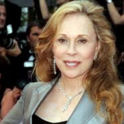 Απειλείται με έξωση η Faye Dunaway!