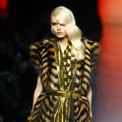 O Andrej Pejic δεν σηκώνεται από το κρεβάτι για λιγότερα από 50 δολάρια!