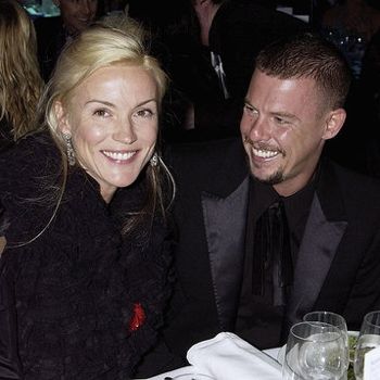 H Daphne Guinness αποκαλύπτει πως γνώρισε τον Alexander McQueen