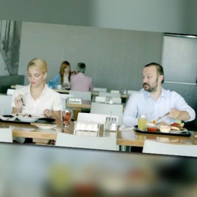 Πολλές μπουκιές φάε, πολλές κουβέντες μην λες