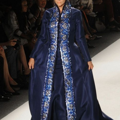 Η Kirstie Alley σε ρόλο μοντέλου