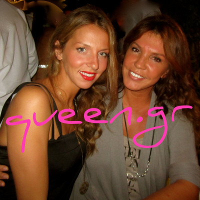 Η Αλεξάνδρα & η Βάνα στο Cash ..