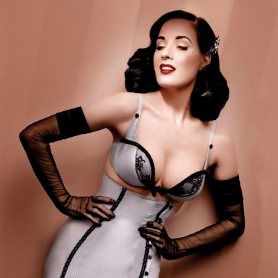 To Παρίσι της Dita Von Teese