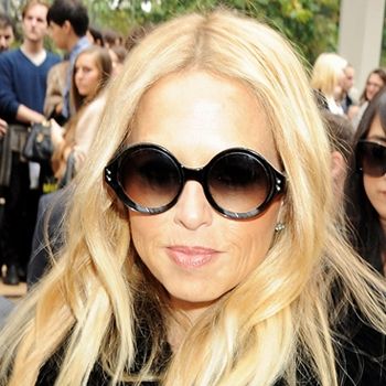 Πόσα ρούχα πήρε η Rachel Zoe στο Παρίσι;