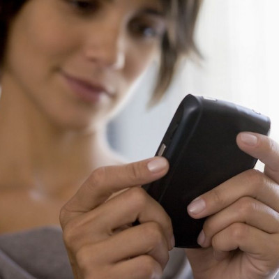 Οι κανόνες του flirtexting (ή αλλιώς πως να ρίξετε κάποιον μέσω sms)