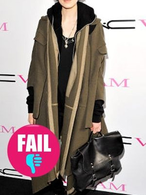 Κοίτα! Ντύθηκα μόνη μου!