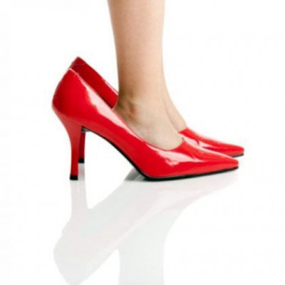 Γλιτώστε τον τσαγκάρη