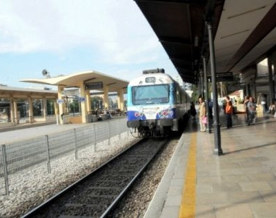 Xωρίς τρένα και προαστιακό από Τρίτη έως Πέμπτη