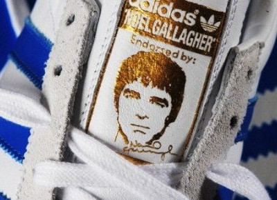 Τα παπούτσια του Νόελ Γκάλαχερ