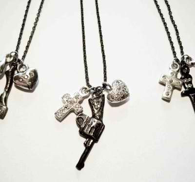 Πρώτη ματιά των Lady Gaga for Barneys