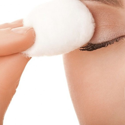 Φτιάξτε μόνες το ξεβαφτικό ματιών που σας ταιριάζει