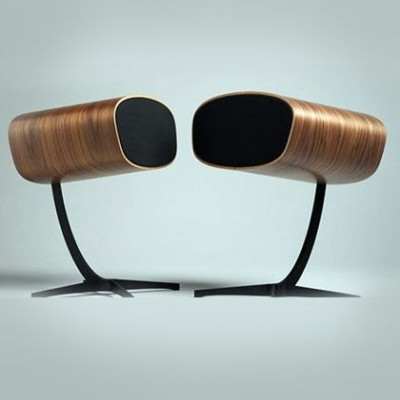 Ένα ζευγάρι ηχεία για να ταιριάξουν με την Eames πολυθρόνα σας