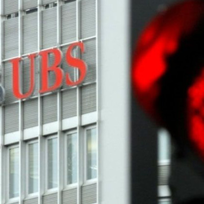 UBS: Γιατί οι έλληνες θα ψηφίσουν υπέρ της δανειακής σύμβασης