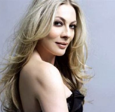 Λαχτάρα για την Σμαράγδα Καρύδη