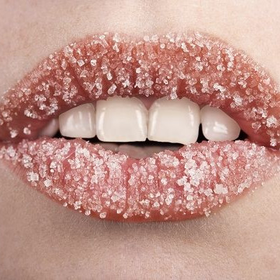 Φτιάξτε το δικό σας scrub χειλιών