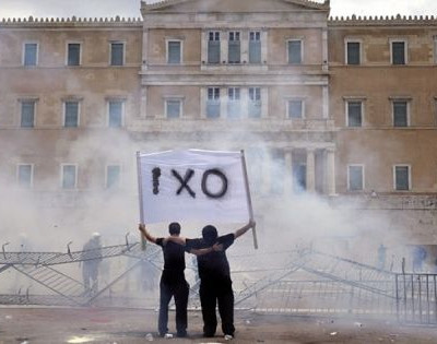 ΤΙΜΕ: Η Ελλάδα στο χείλος του γκρεμού