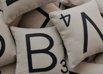 Κάνε σκραμπλ, όχι (μαξιλαρο)πόλεμο