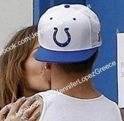 Αποκάλυψη: Το πρώτο «καυτό» φιλί της Jennifer Lopez με τον νέο της αγαπημένο!