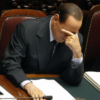 O Silvio, o George και η Elisabetta…