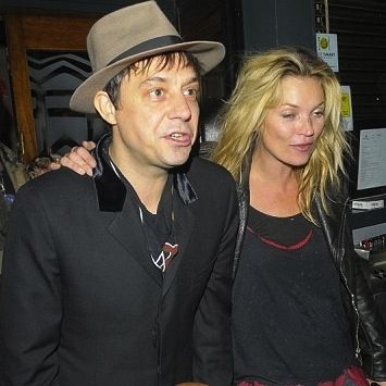 H Kate Moss είναι και πάλι λιώμα