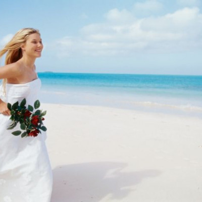 Γιατί να παντρευόμαστε καλοκαίρι;