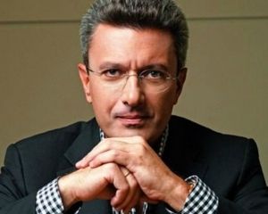 Χατζηνικολάου σε βουλευτές: Δεν ντρέπεστε ρε καραγκιόζηδες;
