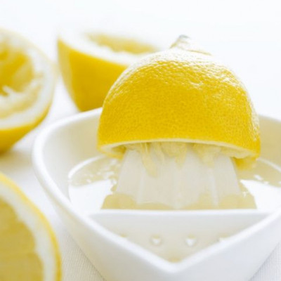 Άλλο ένα tip για να ξεζουμίσετε τα λεμόνια σας