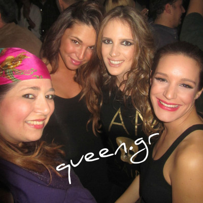 Rockάροντας μέσα στο πνεύμα των Χριστουγέννων ..