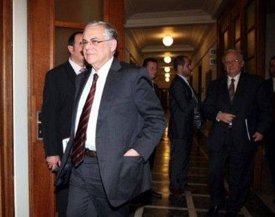 Επαφές Παπαδήμου με τους πολιτικούς αρχηγούς